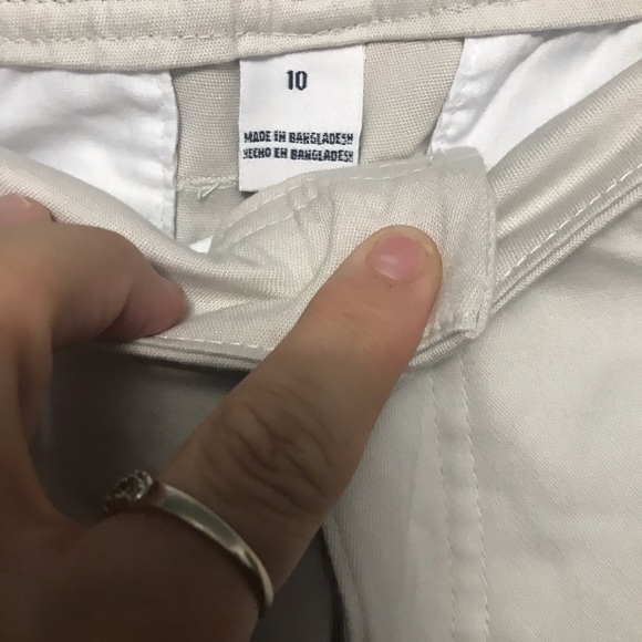 Capris - Picture 3 of 4